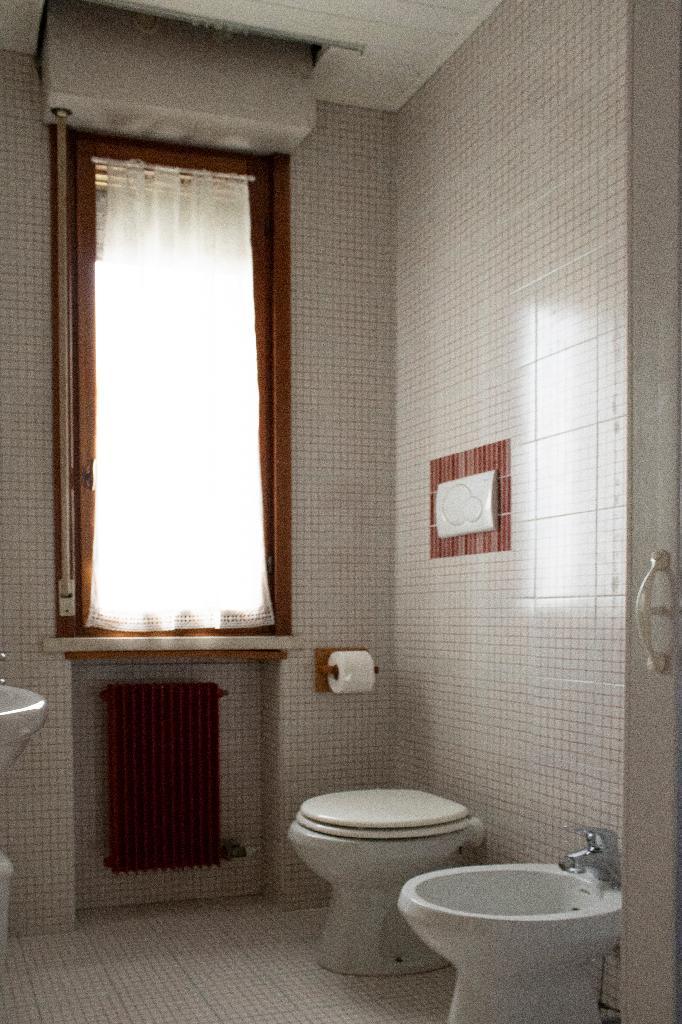 AB100 - APPARTAMENTO VENDITA MONTICELLO CONTE OTTO ZONA   - € 135.000 25
