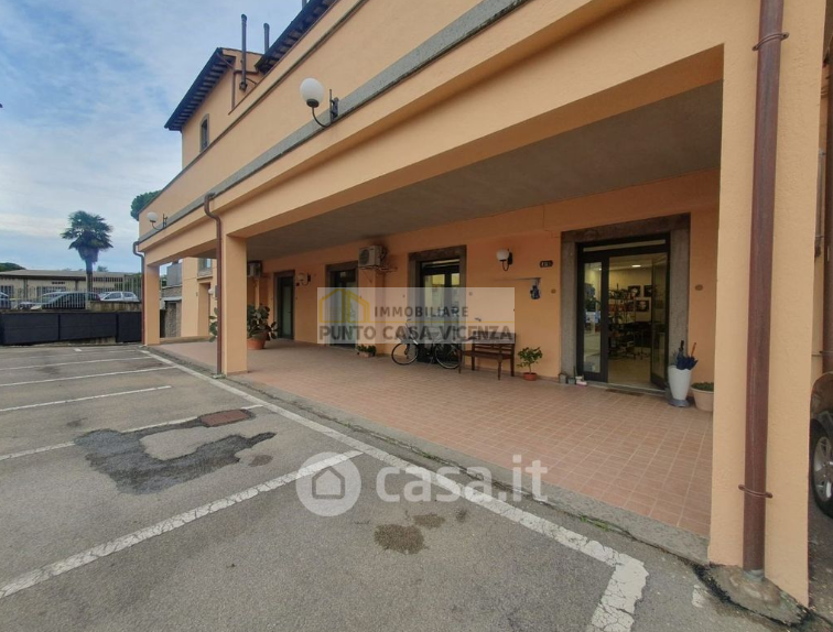 PC104 - NEGOZIO VENDITA VICENZA ZONA FERROVIERI - € 1200.000 2