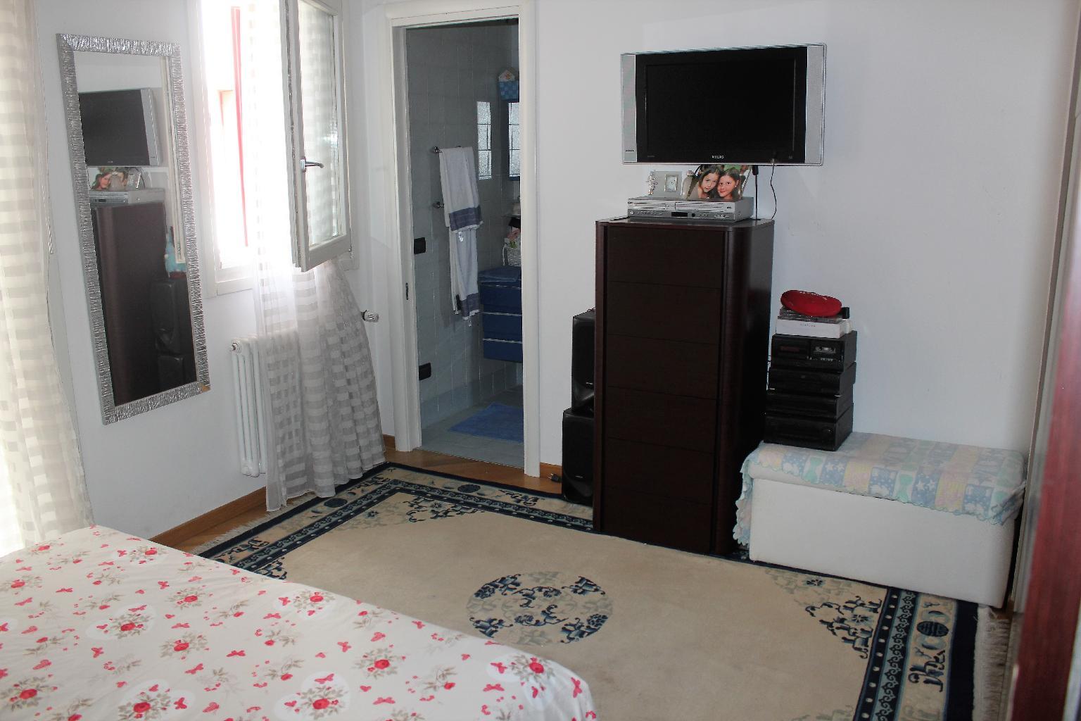 PC72 - VILLETTA A SCHIERA VENDITA VICENZA ZONA LEGIONE ANTONINI - € 400.000 38