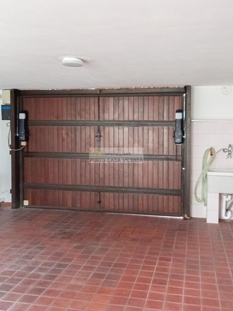 VB112 - BIFAMILIARE AFFIANCATA VENDITA MONTICELLO CONTE OTTO ZONA CENTRO - € 470.000 10