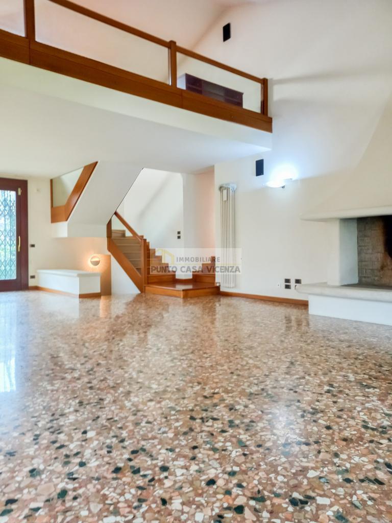 VB112 - BIFAMILIARE AFFIANCATA VENDITA MONTICELLO CONTE OTTO ZONA CENTRO - € 470.000 18